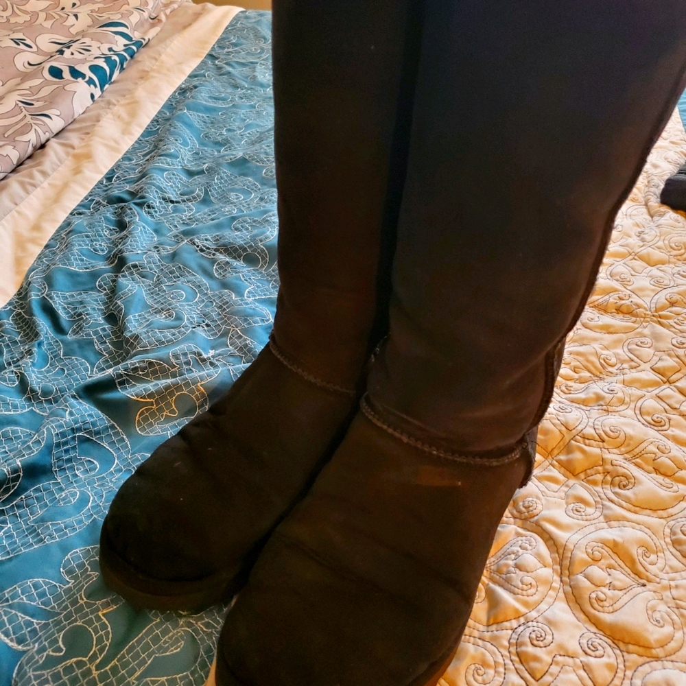 UGG classic tall, black, size 8